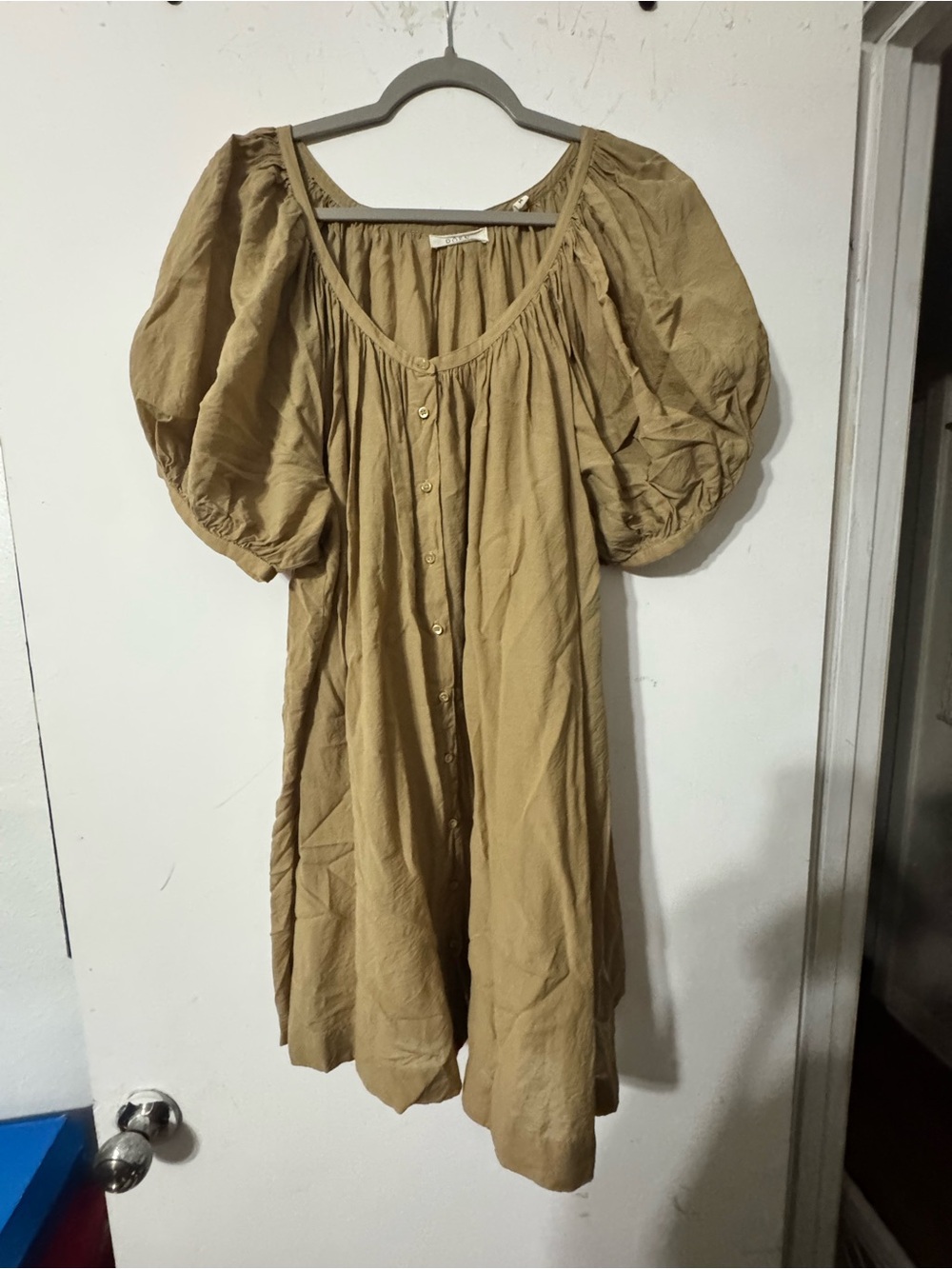 Doen Khaki-Tan Puff Sleeve Button-Front Tunic
